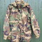 USMC ECWS parka Med Reg