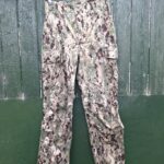 US Navy NWU type III camouflage AOR II trousers size Small Regular